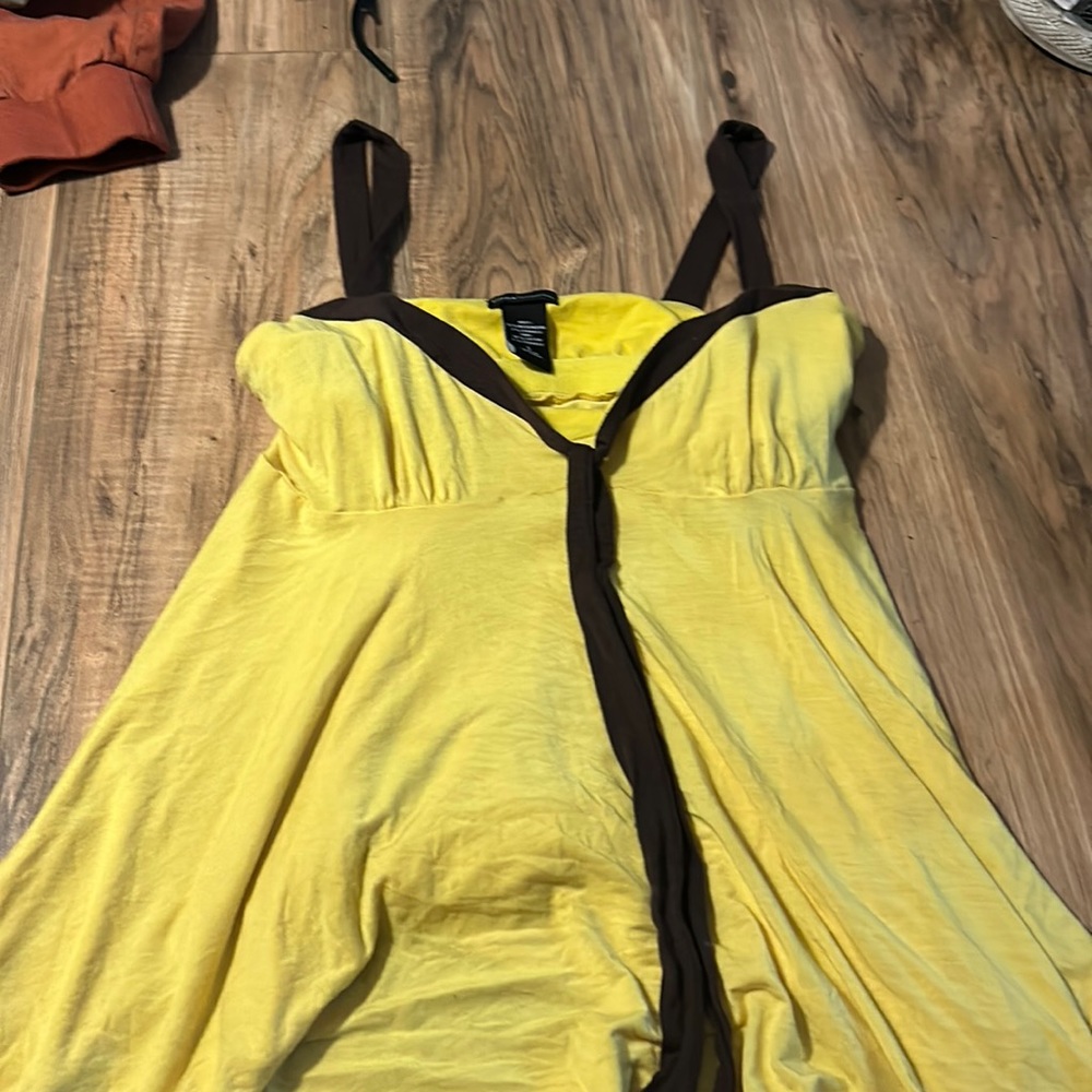 Mods international cute flowy tank top